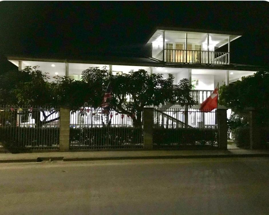 The Lighthouse Studio Appartments Nuku'alofa Exterior photo